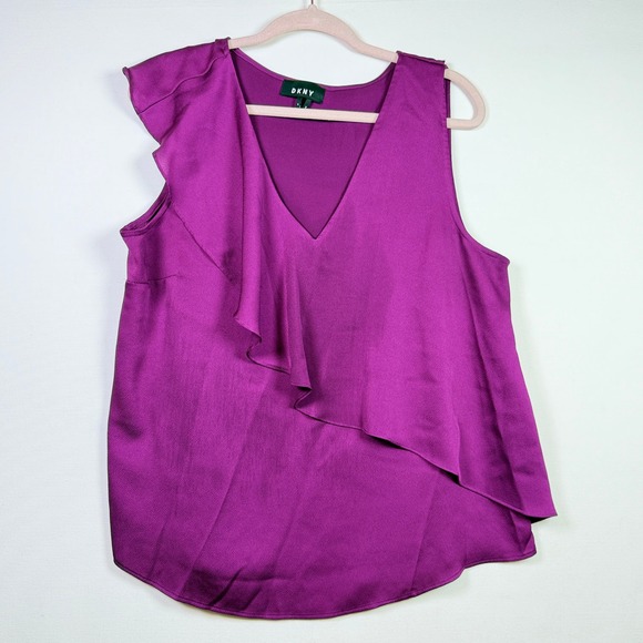 Dkny Tops - DKNY Magenta Purple Ruffle V-Neck Sleeveless Blouse‎ XL